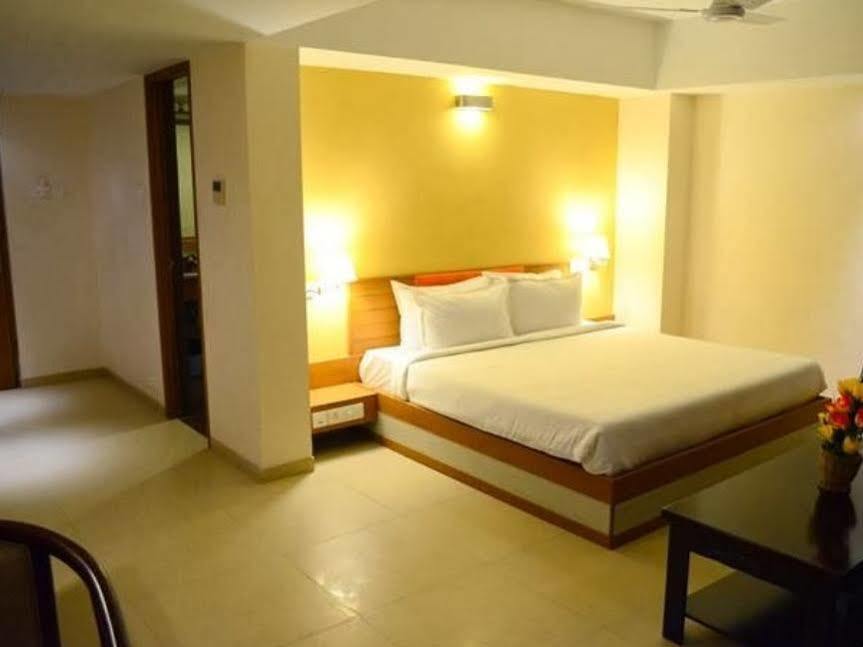 Hotel Bkr Grand 3*