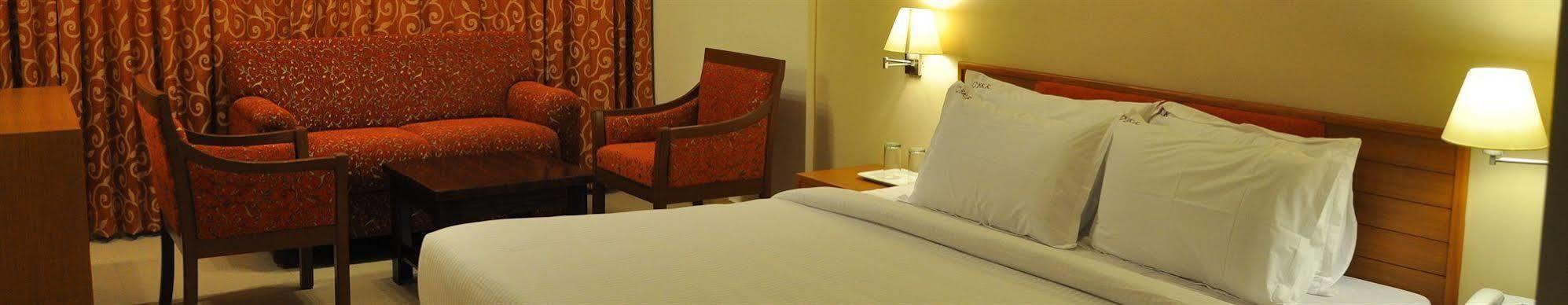 Bkr Grand Hotel 3*